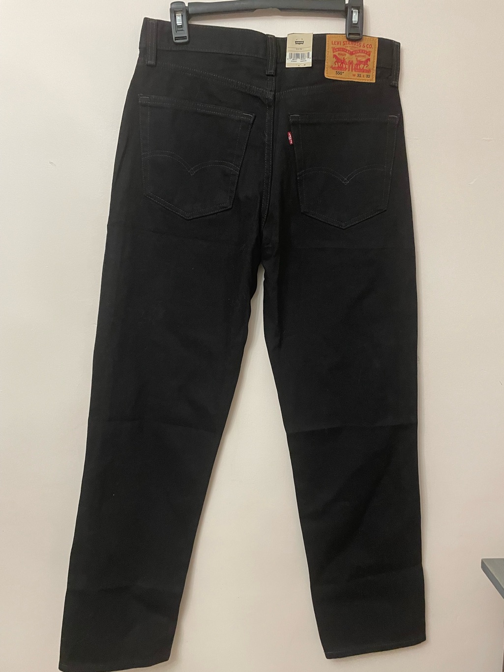 Nwt Levis 550 Black Relaxed Fit 31x32